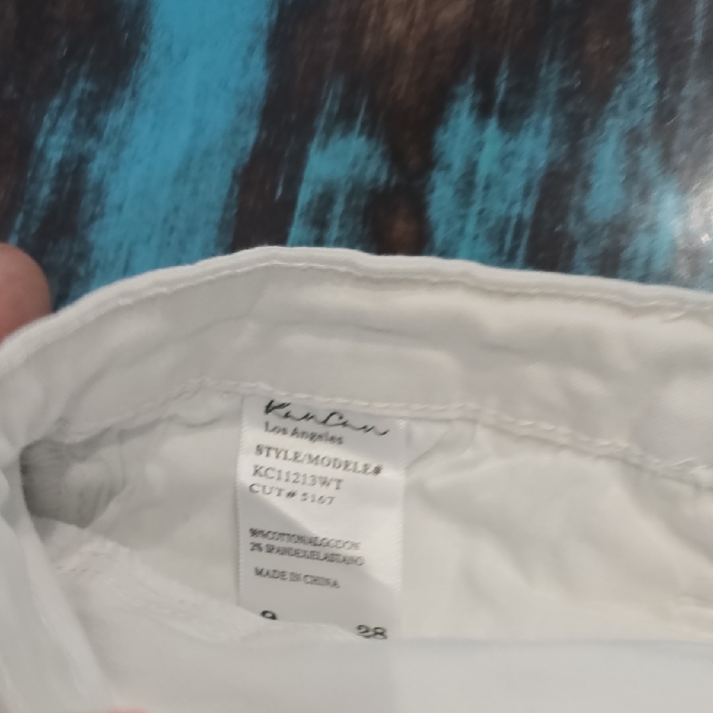 KanCan White Jean Shorts Distressed Raw-Edge - Picture 4 of 4